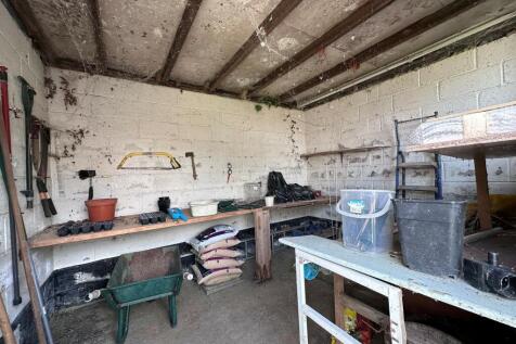 Shed