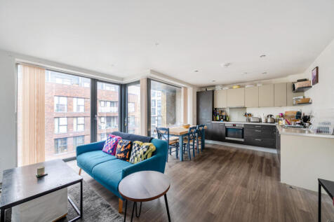 1353633-3-68c81f0...