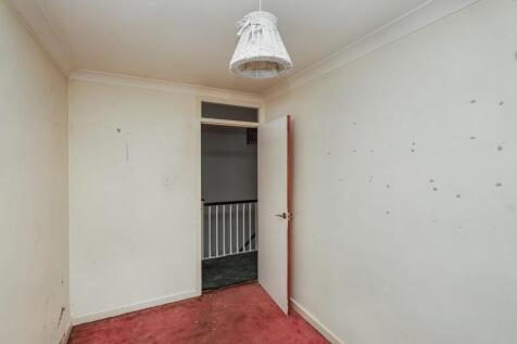 150 Winsor Terrace, Winsor Park Estate, Beckton, London E6 6LD