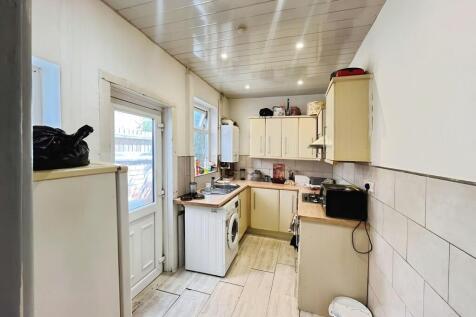 de8ffcf3-WhatsApp...