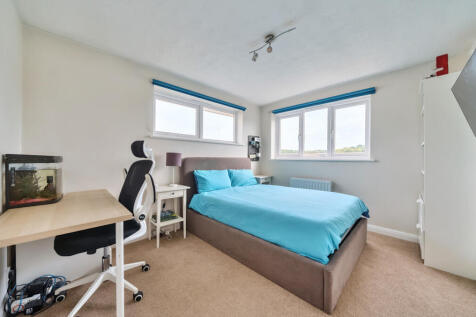 1313556-23-685c3d...