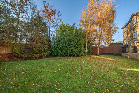 1386519-3-69301b4...