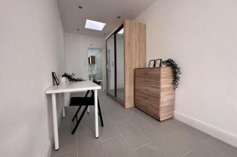 fleetwood-road-nw10-1nn-1039825