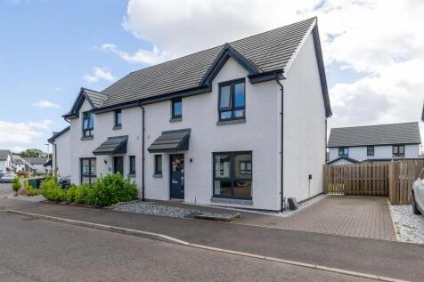 36 Douglas Davidson Drive, Rattray-3.jpg