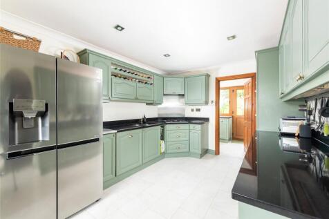 Kitchen/Breakfast Rm