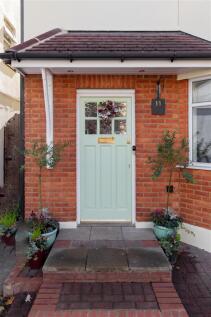 Barrett Road, E17