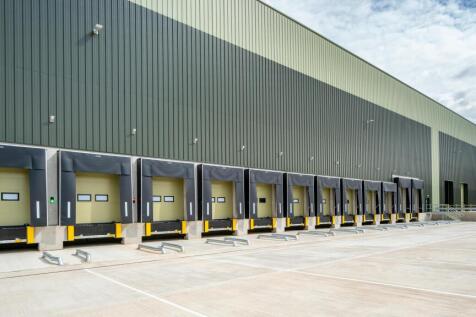Unit 8 docks yard.jpg