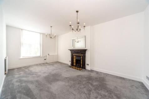 A spacious two bedroom apartment ideally situated in the very heart of St Margarets village.