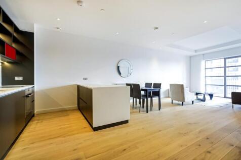 Spacious 1 bedroom in the sought after London City Island by Ballymore, a large 633 sq ft 5th floor, a one bedroom apartment with secure parking included. Private balcony overlooking the glorious tran