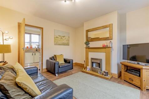 Reception Room-1.jpg