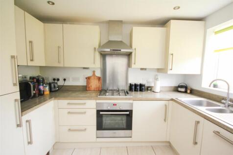 kitchen 1.JPG