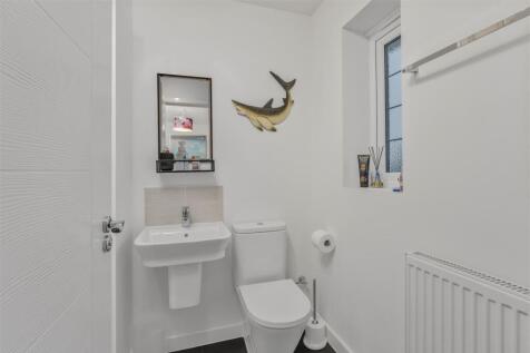 9 Lunnun Road, Banbury-21.jpg