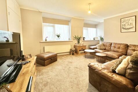 Briseham Road - 10.jpg