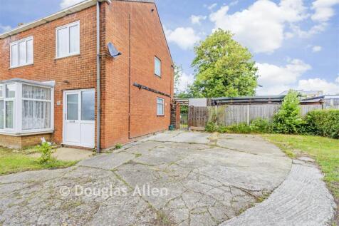 Driveway/Parking