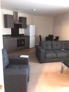 2 Bedroom Flat in HX1 5QJ