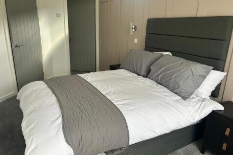 61b7e760-b1bc-4a6...