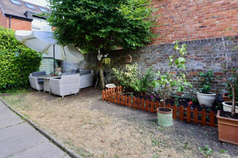 Small Side Garden