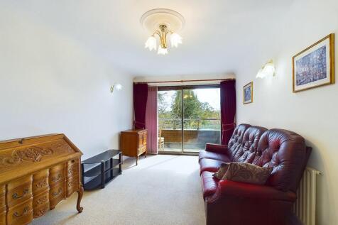 CAM01909G0-PR0168-STILL006