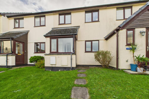 2 Bedroom Mid Terraced House for Sale