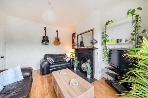 1301165-12-6841cd...