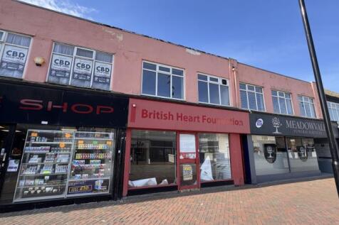 Retail Property (high street) to rent in redcar