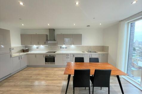 Kitchen/Dining Area