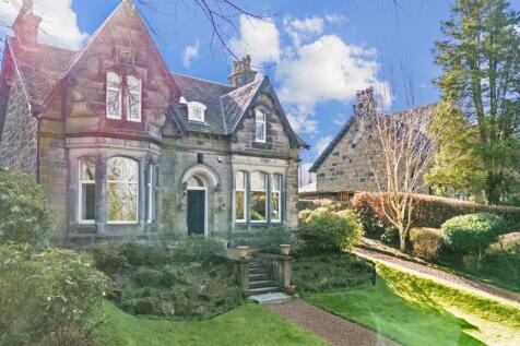4 bed, 2 bath Detached in Glasgow - Photo 50