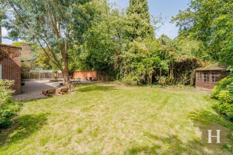 4 bed, 4 bath Detached in Birmingham - Photo 42