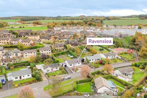 ravenslea-02.jpg