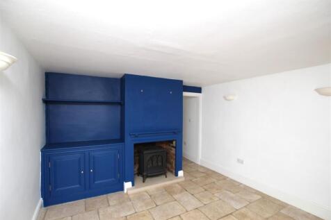 Living Room.JPG