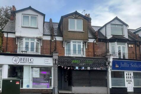 3 Bedroom Flat in EN2 0BX