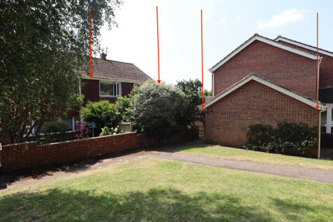 Front and garage overview