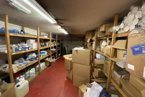 194 High Steet  Basement 7.JPEG