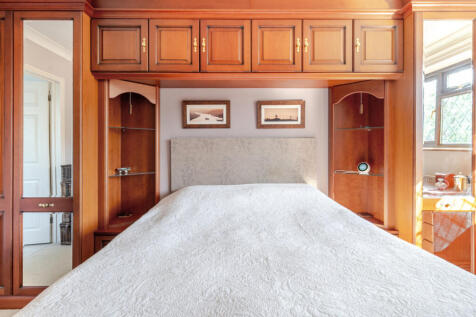 1346886-10-68b01c...