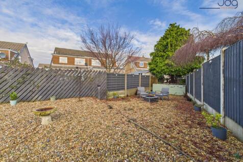 Spacious North rear garden with patio, easy-care lawn & covered gazebo entertaining area