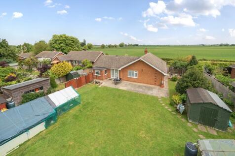 1289906-2-6824c384cf6df-ARW