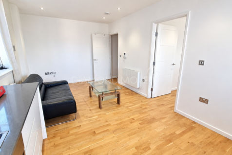 1 Bedroom Flat in SL1 3SA