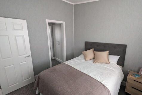 Master Bedroom.jpg