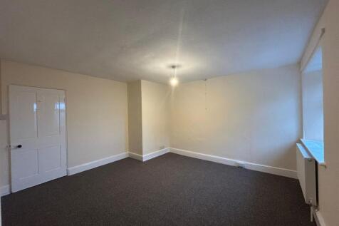 WhatsApp Image 2025-11-18 at 16.30.56.jpeg