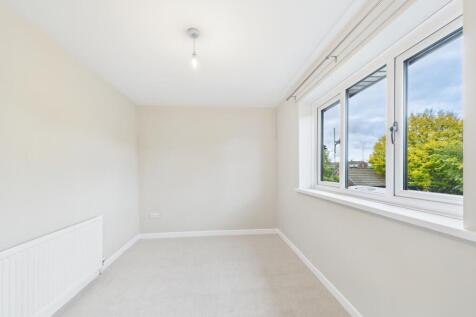 CAM02023G0-PR0178-STILL044