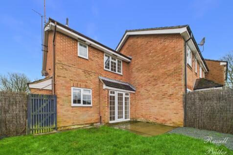 CAM01995G0-PR0406-STILL012