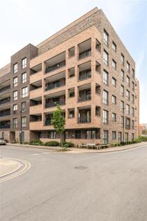 Clarkson Crescent, E17