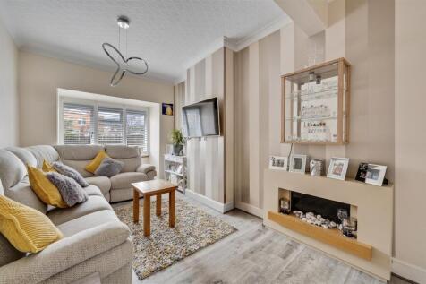 Daniels_Kingthorpe Terrace, London_ NW10_001.jpg