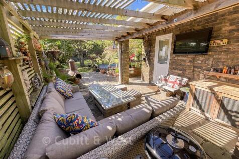 Seating Area.