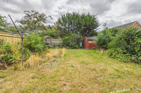 CAM03852G0-PR0775-STILL016