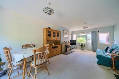 LivingDining Room 2.jpg