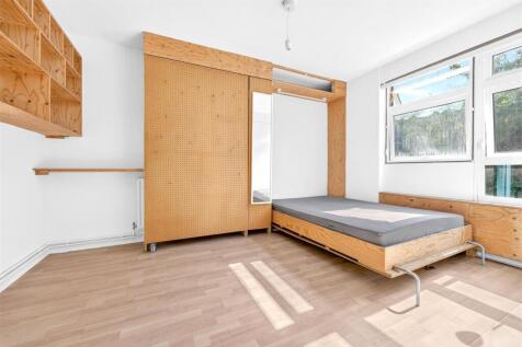 Studio Room