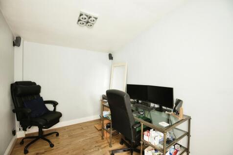 Bedroom 4/Office