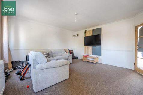 d0fb71b5-2273-448...