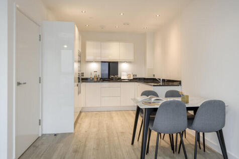 Viscount House at Regency Heights is a stunning new development set over 16 floors and featuring a selection of 1 2 and 3 bedroom apartments. The apartments are high specification each offering a priv